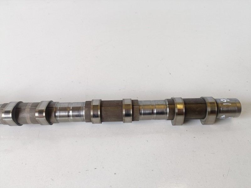 Recambio de arbol de levas para kia carnival j3 referencia OEM IAM   
