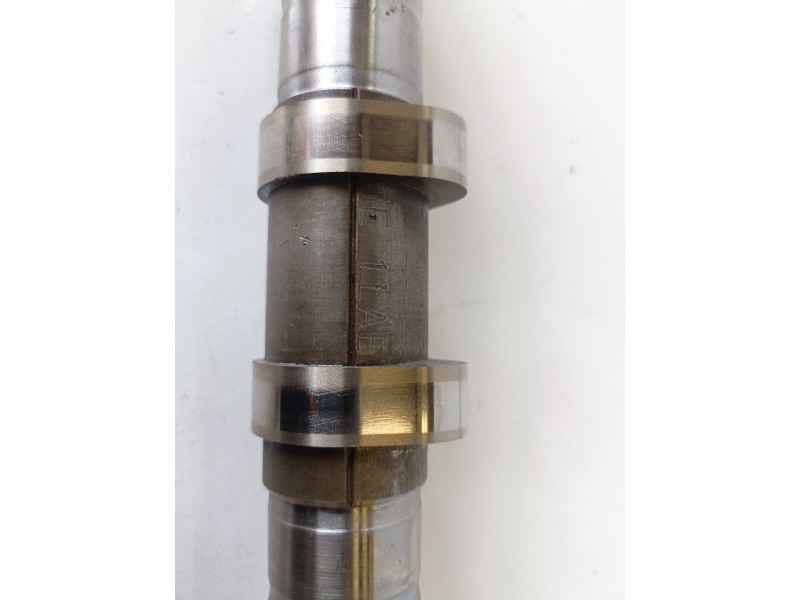 Recambio de arbol de levas para kia carnival j3 referencia OEM IAM   