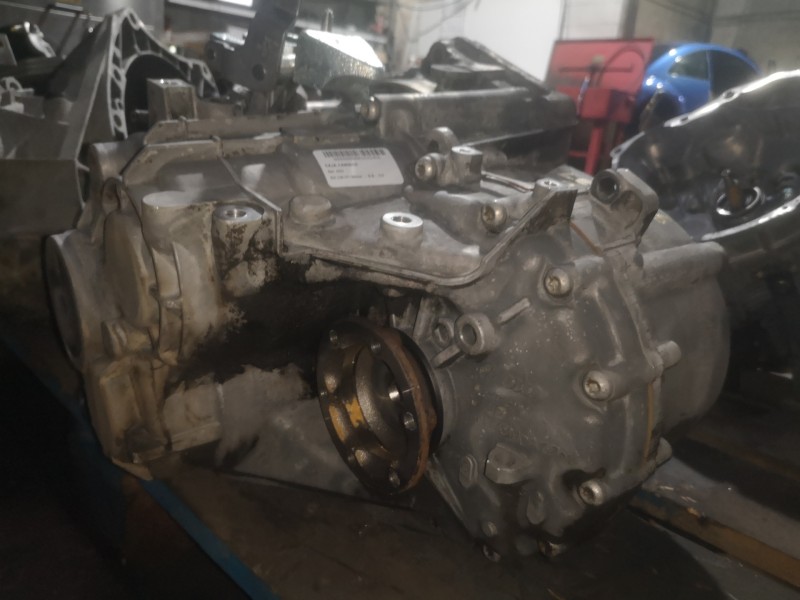 Recambio de caja cambios para seat leon (1p1) bxe referencia OEM IAM JCR  
