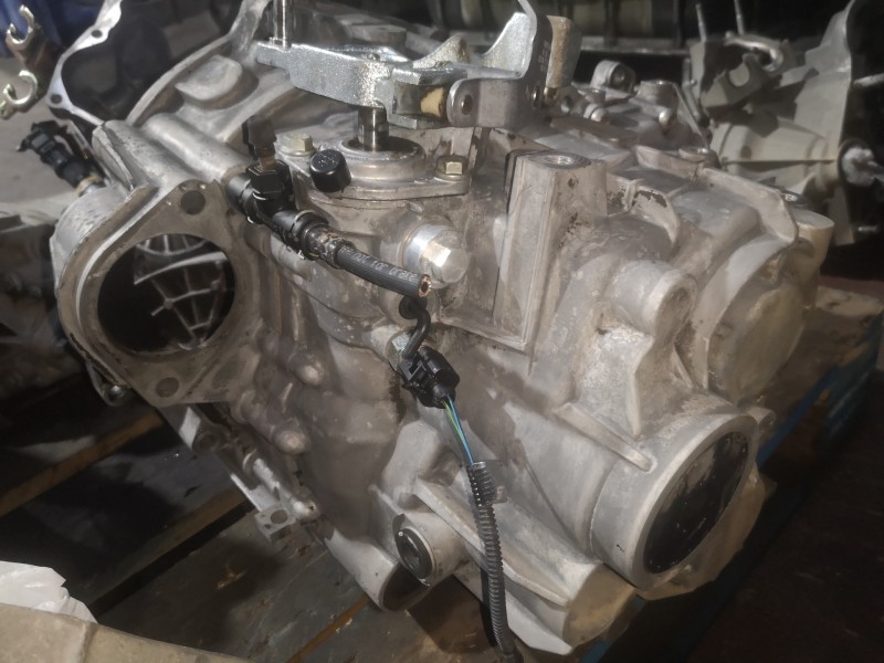 Recambio de caja cambios para seat leon (1p1) bxe referencia OEM IAM JCR  