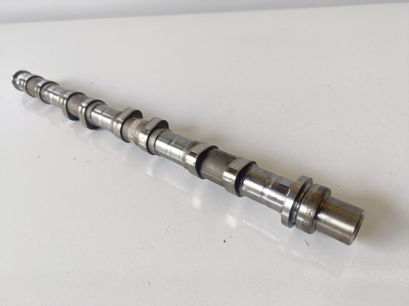 Recambio de arbol de levas para kia carnival j3 referencia OEM IAM   