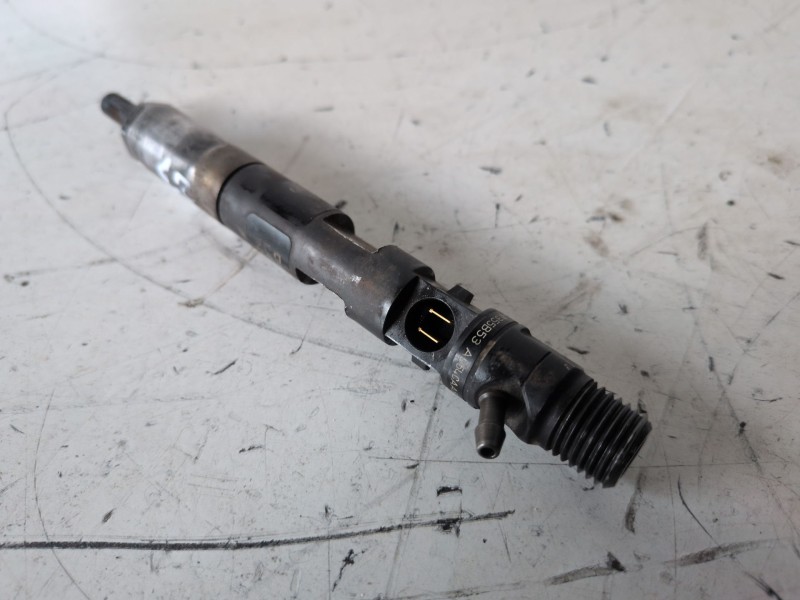 Recambio de inyector para renault kangoo i (f/kc0) k9k702 referencia OEM IAM   