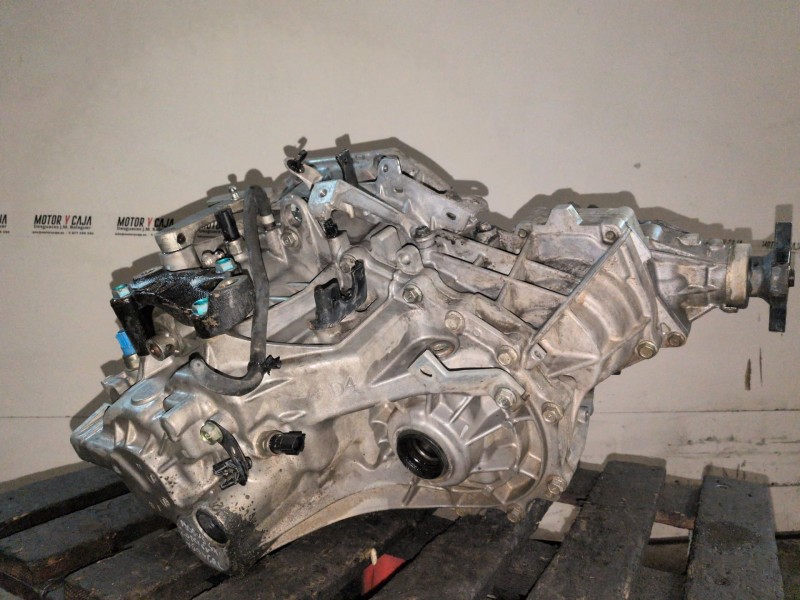 Recambio de caja cambios para renault koleos i m9r855 referencia OEM IAM ND8001  