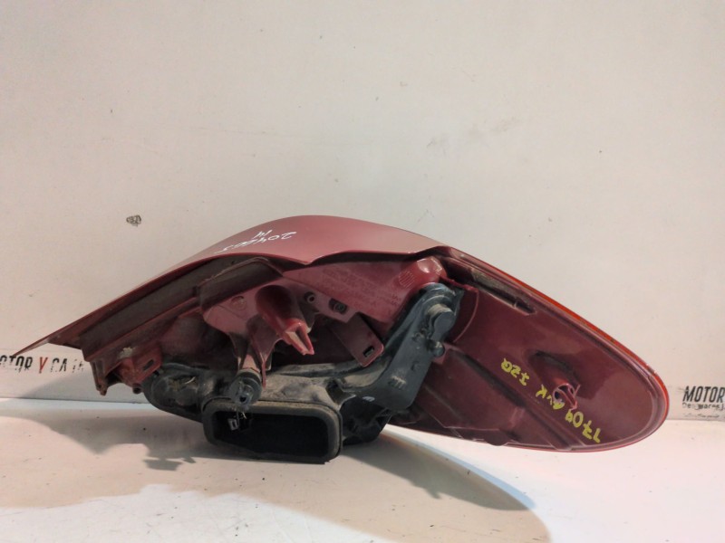 Recambio de piloto trasero izquierdo para peugeot 207 8h01 referencia OEM IAM   