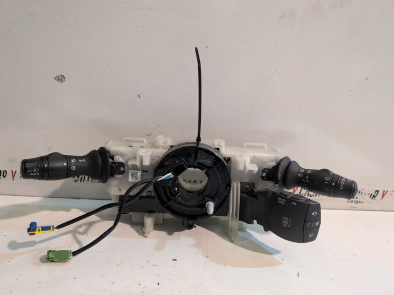 Recambio de mando luces para renault megane iii berlina 5p k9k846 referencia OEM IAM 255670019RD  