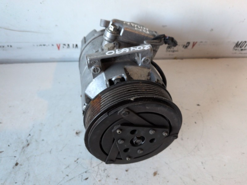 Recambio de compresor aire acondicionado para nissan qashqai (j10) m9r856 referencia OEM IAM 92600BR70A  