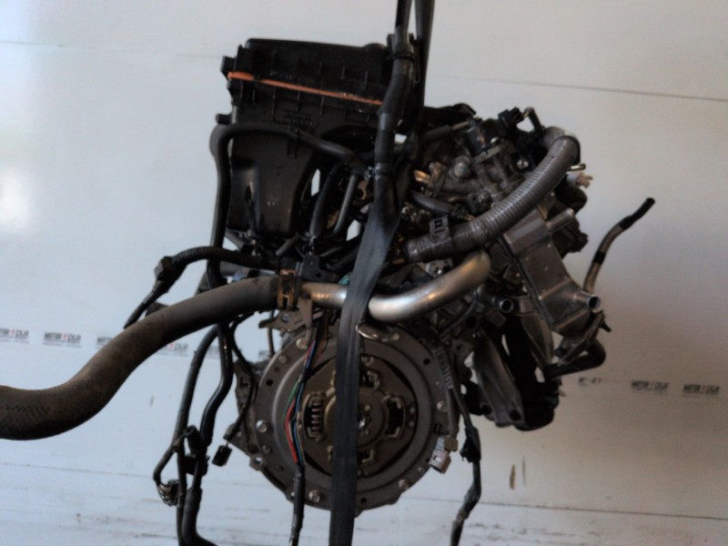 Recambio de motor completo para toyota auris (e15) 2zr referencia OEM IAM 2ZR  