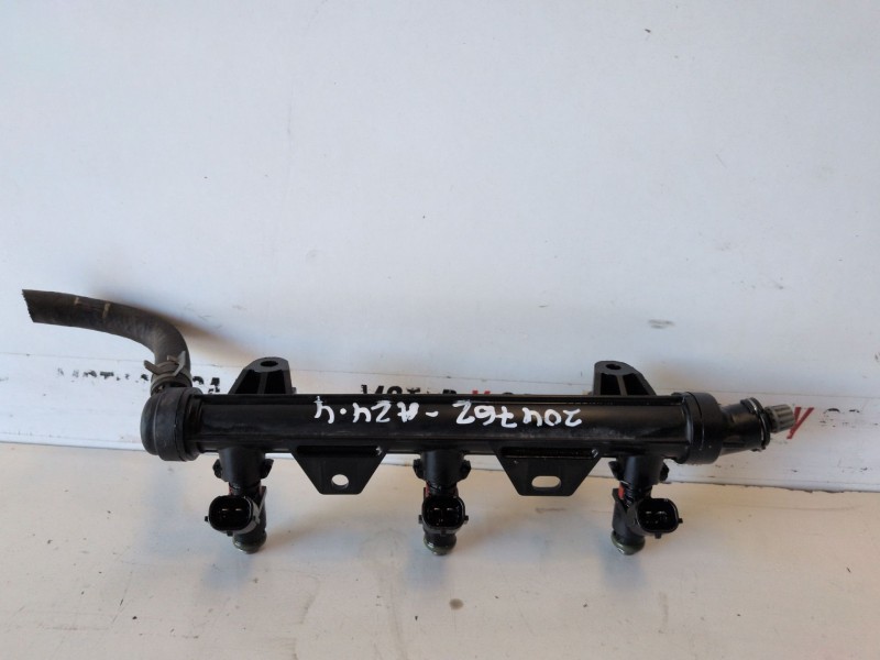 Recambio de rampa inyectora para seat ibiza berlina (6j5) cgp referencia OEM IAM 03E133320A  