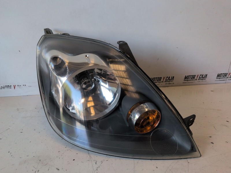 Recambio de faro derecho para ford fiesta (cbk) hhjb referencia OEM IAM   