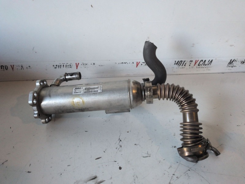 Recambio de enfriador egr para volvo v70 familiar d5244t referencia OEM IAM 8801828  