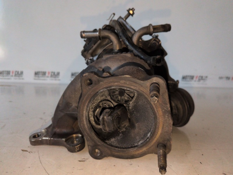 Recambio de turbocompresor para ford focus berlina (cb8) m2da referencia OEM IAM CM5G6K682HB  