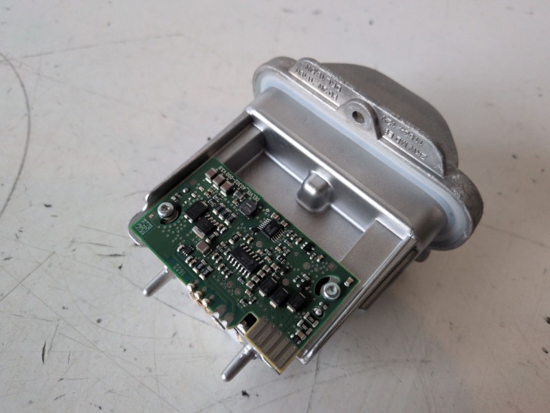 Recambio de modulo electronico para opel astra k sports tourer lih referencia OEM IAM 7960311399  