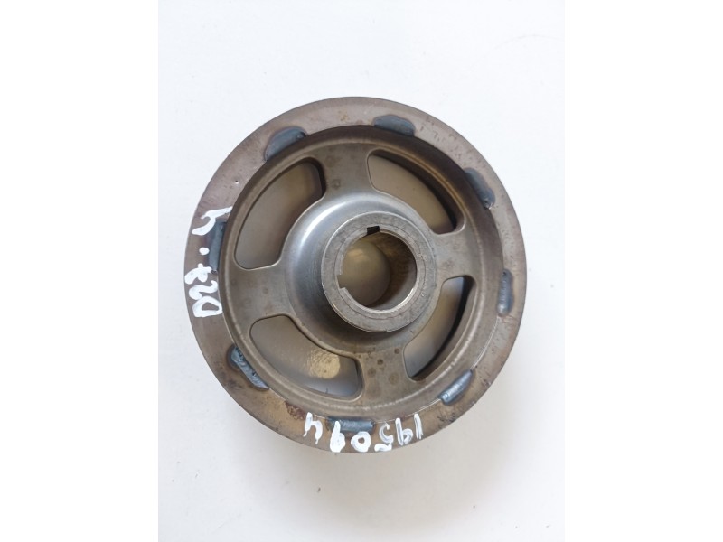 Recambio de polea arbol levas para kia carnival j3 referencia OEM IAM   