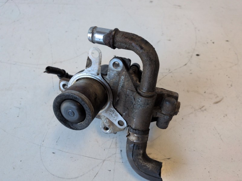 Recambio de valvula egr para dacia dokker express k9k612 referencia OEM IAM H8200836385  