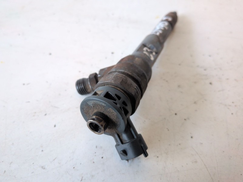 Recambio de inyector para dacia dokker express k9k612 referencia OEM IAM 0445110485  