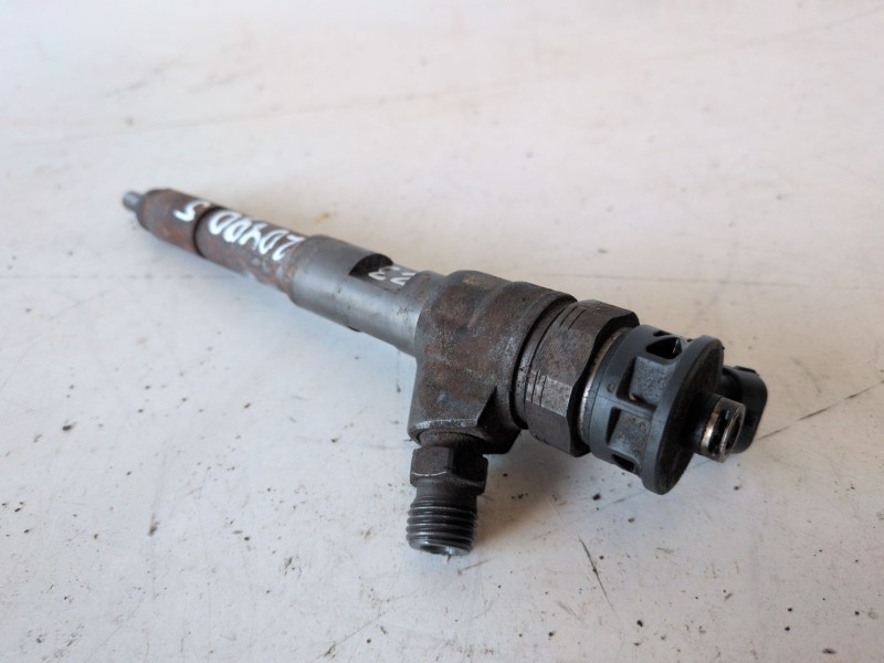 Recambio de inyector para dacia dokker express k9k612 referencia OEM IAM 0445110485  