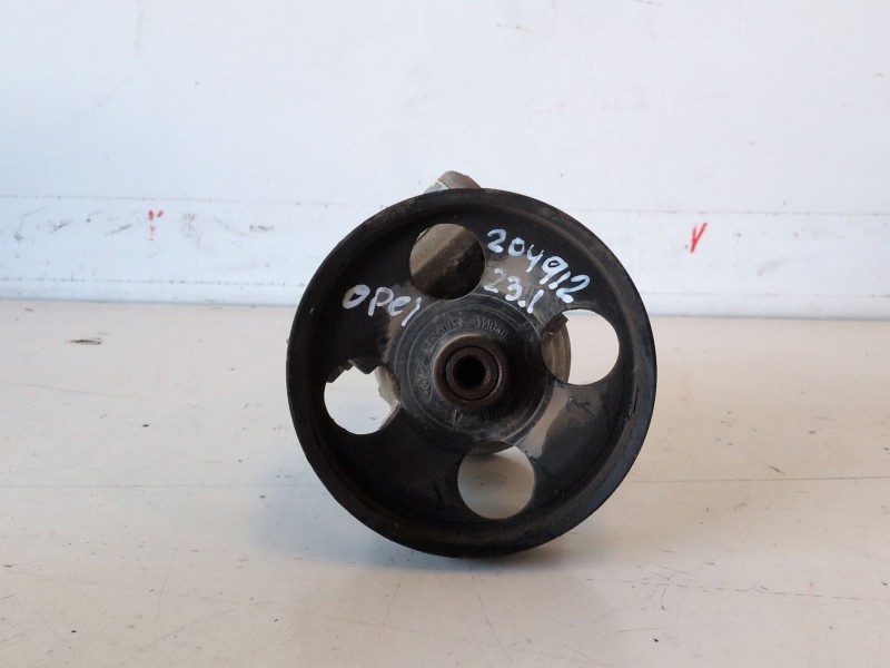 Recambio de bomba direccion para opel vivaro f9q762 referencia OEM IAM 26081335RR  