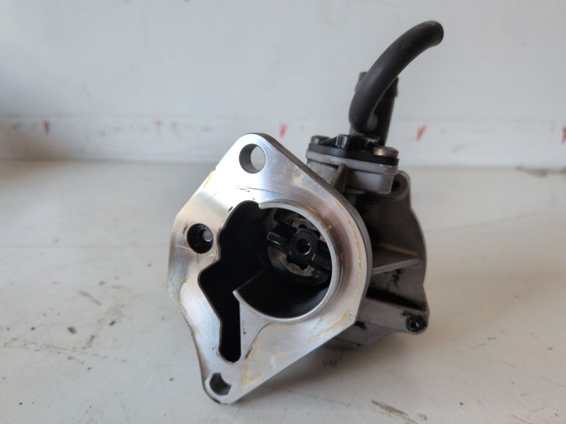 Recambio de depresor freno / bomba vacio para opel vivaro f9q762 referencia OEM IAM   