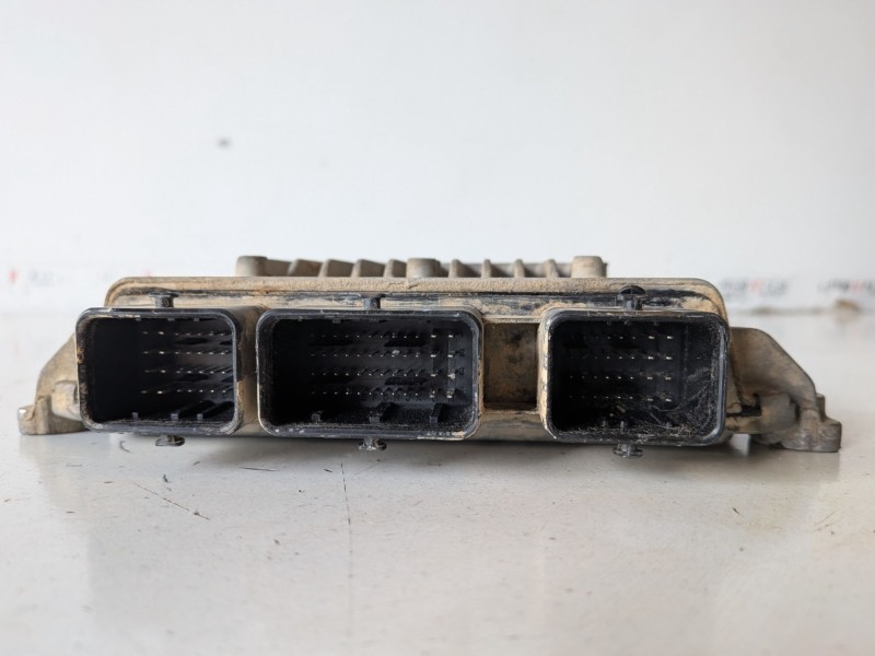 Recambio de centralita motor uce para ford fusion (cbk) f6jb referencia OEM IAM 7S6112A650FA  