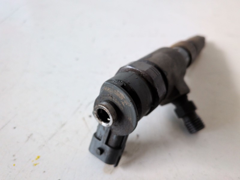 Recambio de inyector para peugeot expert furgón 9h07 / 9hm referencia OEM IAM 0445110739  