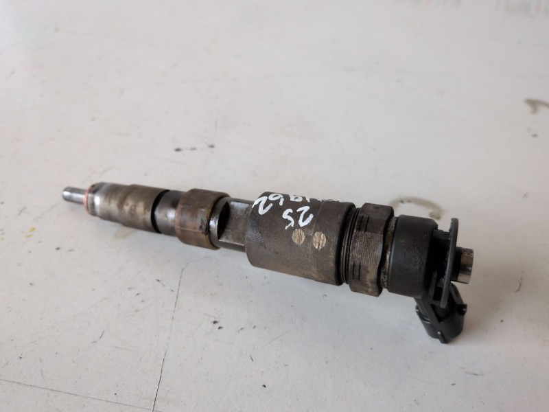 Recambio de inyector para peugeot expert furgón 9h07 / 9hm referencia OEM IAM 0445110739  