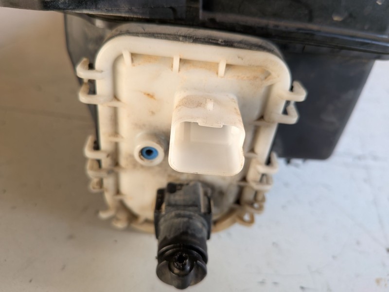 Recambio de deposito aditivo fap para peugeot 3008 9hz referencia OEM IAM   
