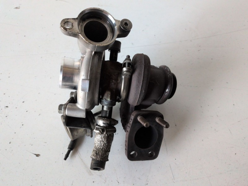 Recambio de turbocompresor para ford fiesta (cbk) hhjb referencia OEM IAM 9657530580  