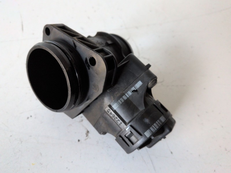 Recambio de caja mariposa para ford fiesta (cbk) hhjb referencia OEM IAM   