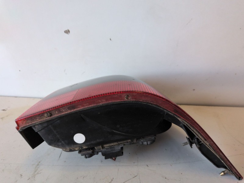 Recambio de piloto trasero derecho para volkswagen golf iv berlina (1j1)(10.1997) bcb referencia OEM IAM   