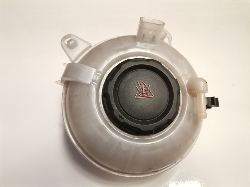 Recambio de deposito expansion para seat leon st 5f8 cjxc referencia OEM IAM 5Q0121407G  