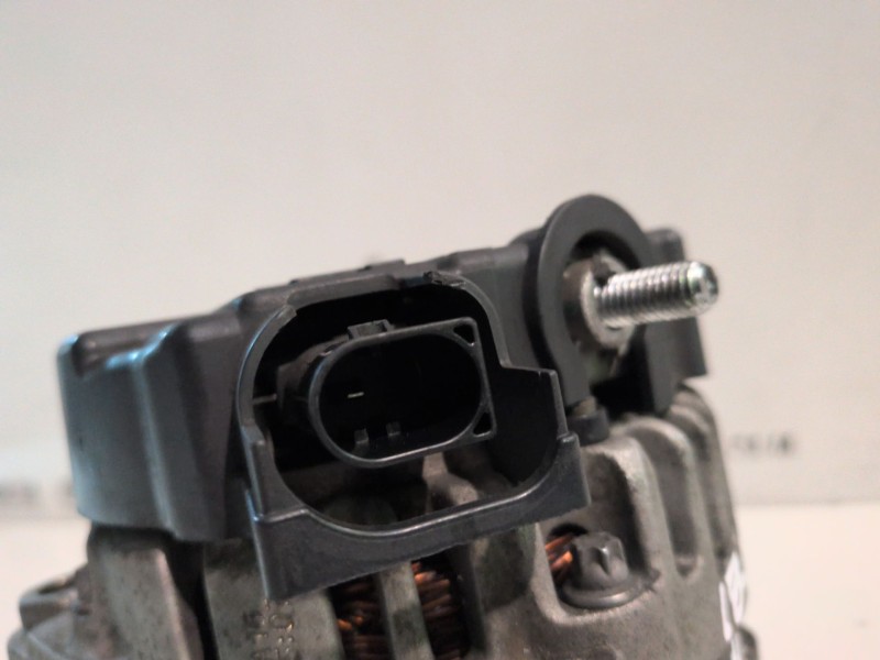Recambio de alternador para kia ceed (jd) g3lc referencia OEM IAM 3730004950  
