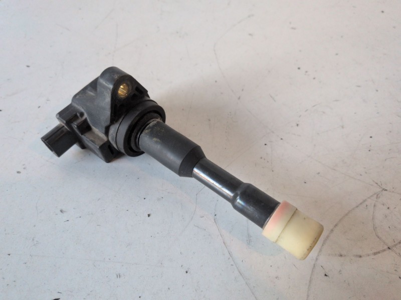 Recambio de bobina encendido para honda jazz (gd1/5) l13a1 referencia OEM IAM CM11108  