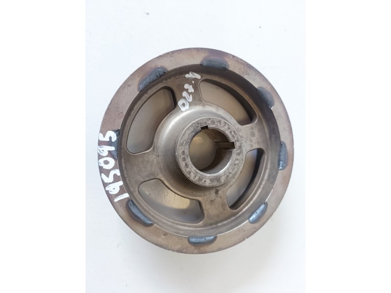 Recambio de polea arbol levas para kia carnival j3 referencia OEM IAM   