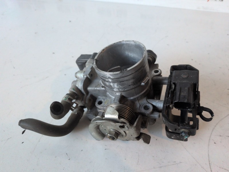 Recambio de caja mariposa para honda jazz (gd1/5) l13a1 referencia OEM IAM   