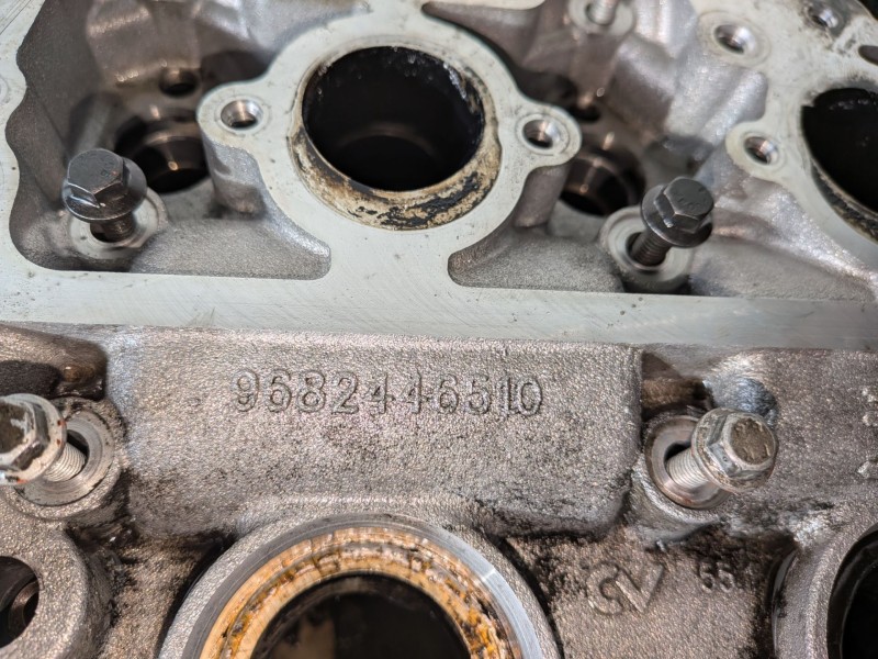Recambio de culata para peugeot expert tepee rh02 / rhk referencia OEM IAM 9688418110  