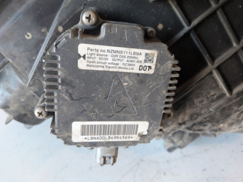 Recambio de faro derecho para renault koleos i m9r855 referencia OEM IAM   