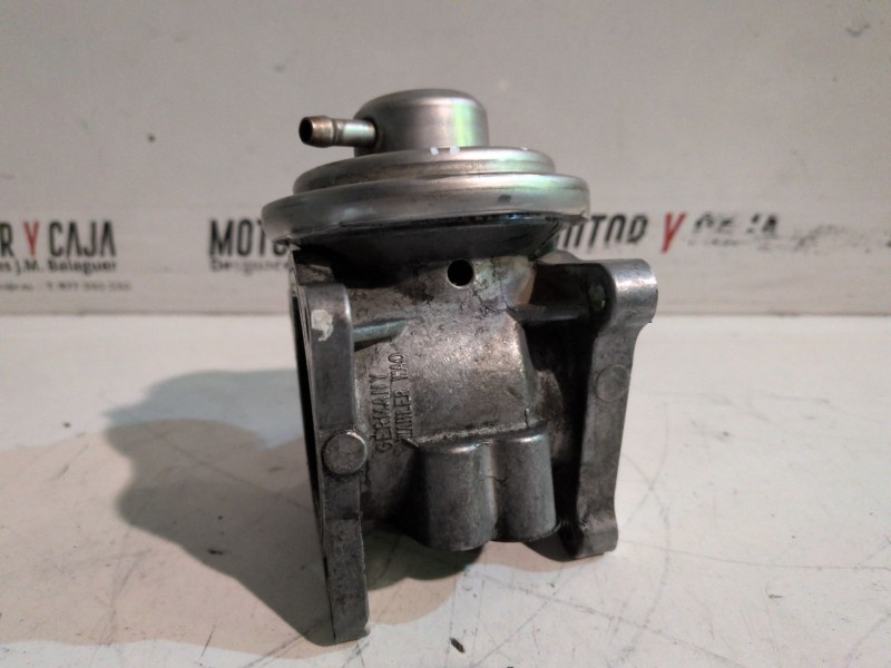 Recambio de valvula egr para seat leon (1p1) bxe referencia OEM IAM 038129637D  