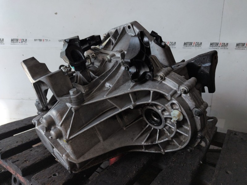 Recambio de caja cambios para renault megane iii berlina 5p k9k832 referencia OEM IAM TL4A045  