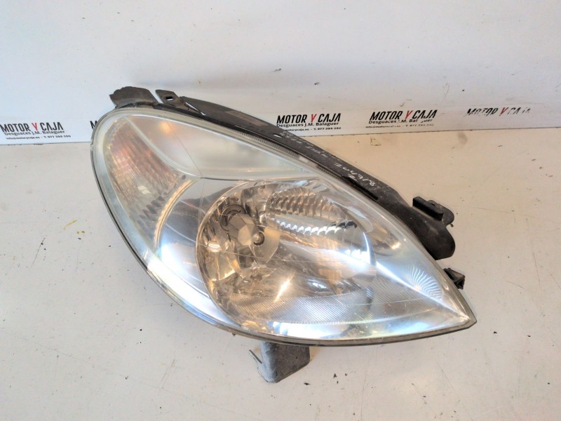 Recambio de faro derecho para citroen xsara picasso rhy referencia OEM IAM 9649557380  