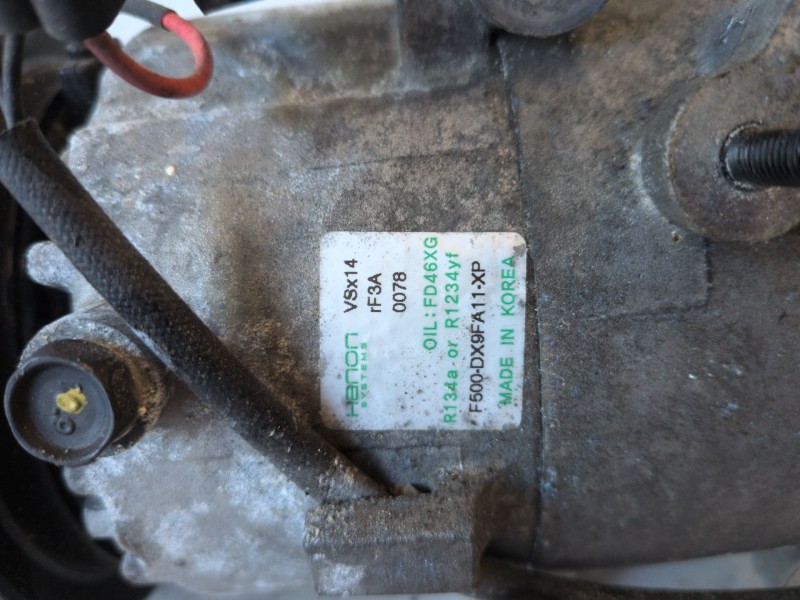 Recambio de compresor aire acondicionado para hyundai ix35 (el/lm) d4fd referencia OEM IAM F500DX9FA11XP  