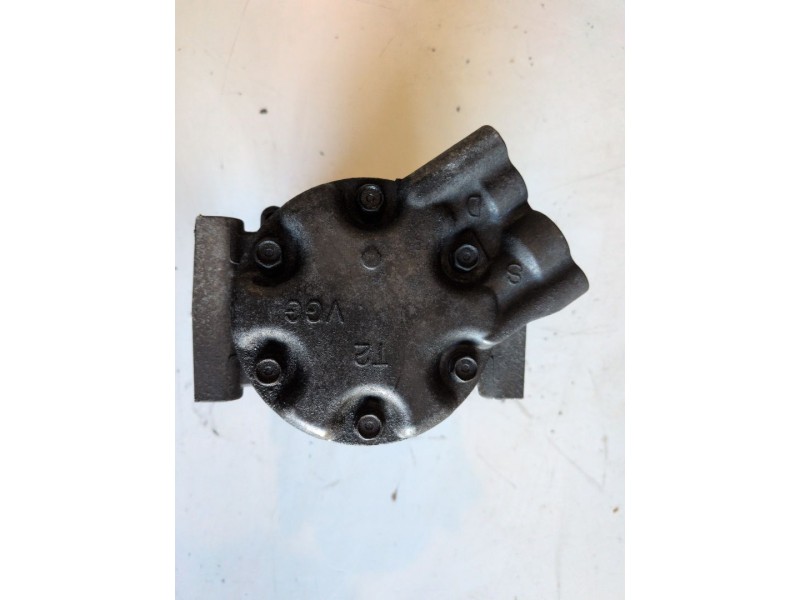 Recambio de compresor aire acondicionado para renault clio ii fase ii (b/cb0) k9k704 referencia OEM IAM 7700273801  