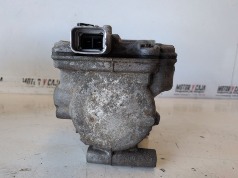 Recambio de compresor aire acondicionado para toyota auris (e15) 2zr referencia OEM IAM 0422000420  