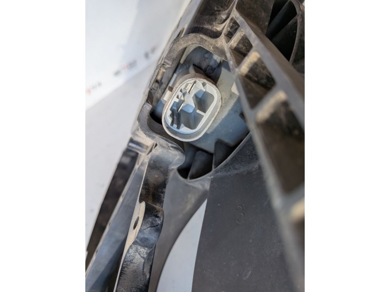Recambio de electroventilador para renault scenic iii (jz) r9m402 referencia OEM IAM   