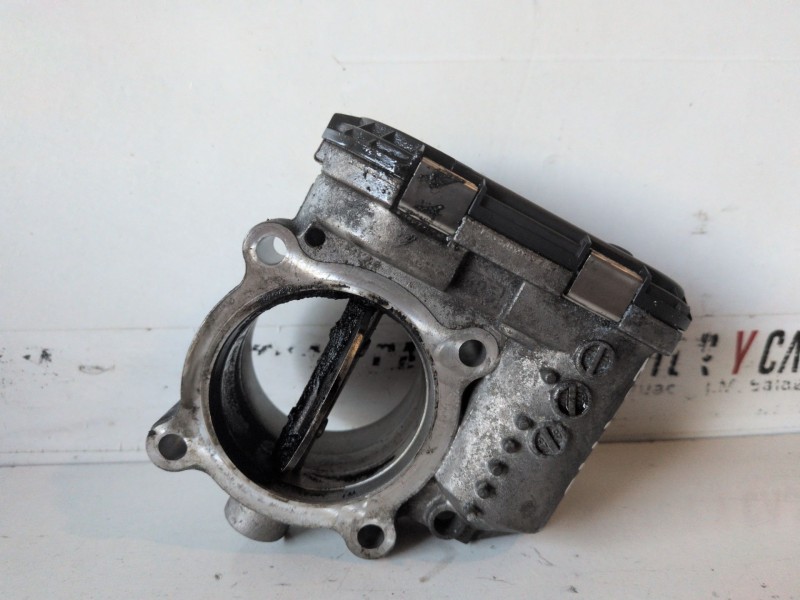 Recambio de caja mariposa para volvo v70 familiar d5244t referencia OEM IAM 0281002701  
