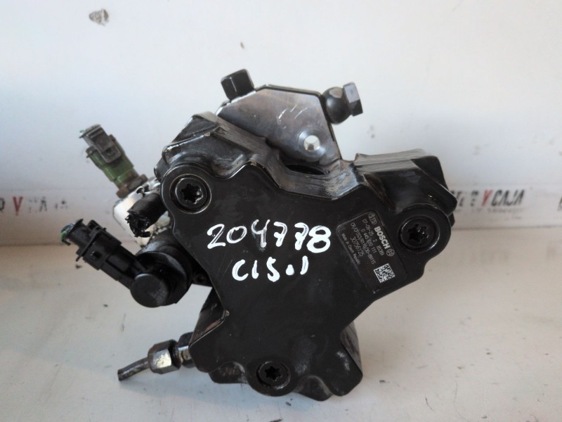 Recambio de bomba inyeccion para volvo v70 familiar d5244t referencia OEM IAM 0445010111  