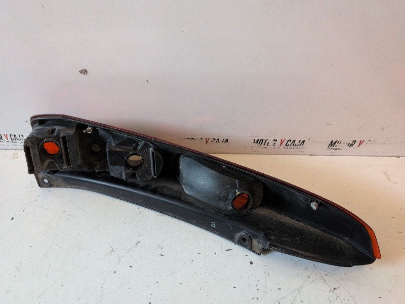 Recambio de piloto trasero derecho para ford fiesta (cbk) hhjb referencia OEM IAM   