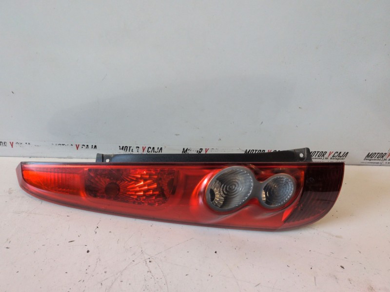Recambio de piloto trasero izquierdo para ford fiesta (cbk) hhjb referencia OEM IAM   