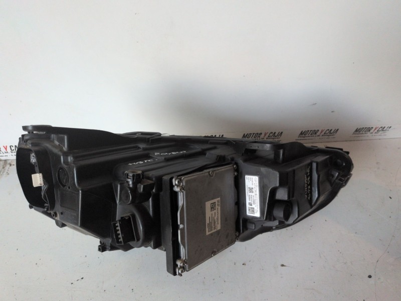 Recambio de faro izquierdo para opel insignia b sports tourer b20dth referencia OEM IAM 39102888  