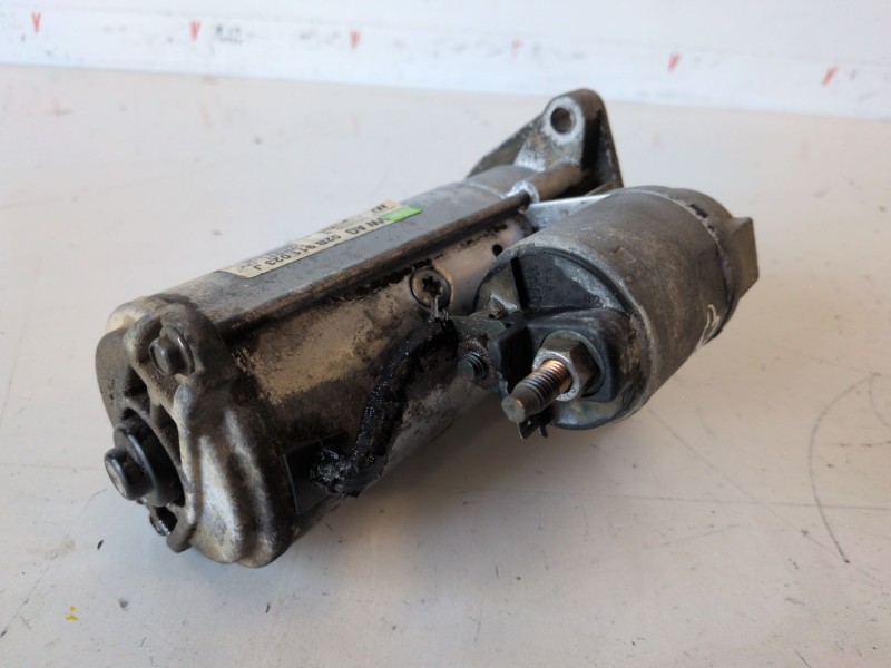 Recambio de motor arranque para volkswagen t4 transporter syncro axl referencia OEM IAM D7RS31  