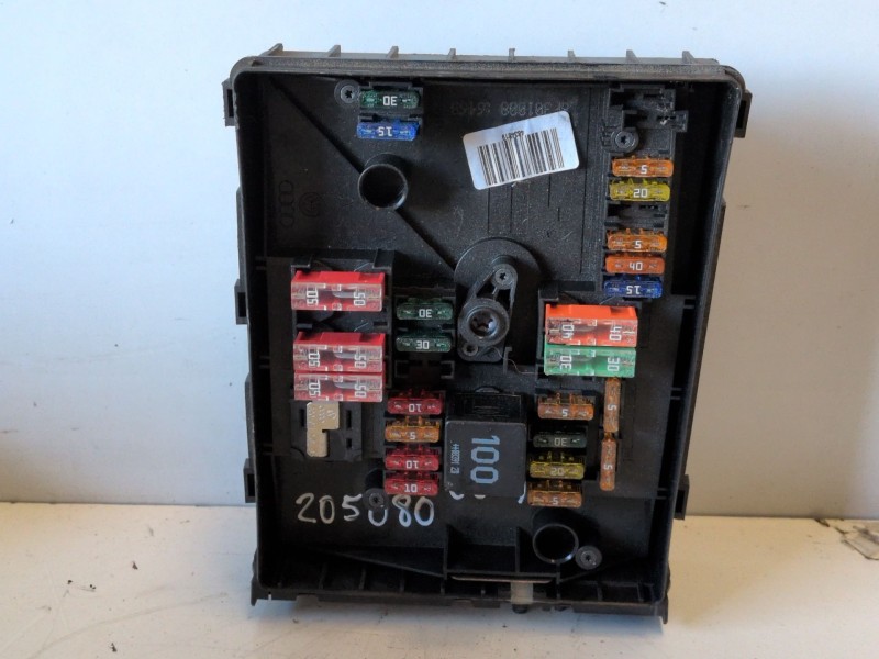 Recambio de caja reles / fusibles para audi a3 (8p1) cbbb referencia OEM IAM 1K0937125C  